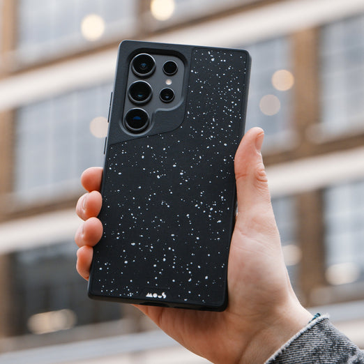 Explore the advanced MagSafe® compatible technology featured in the Speckled Fabric Limitless 5.0 case for Galaxy S24 ULTRA.