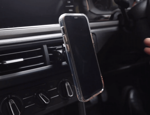 Mous MagSafe Compatible Charging Vent Mount review: A rock-solid car mount